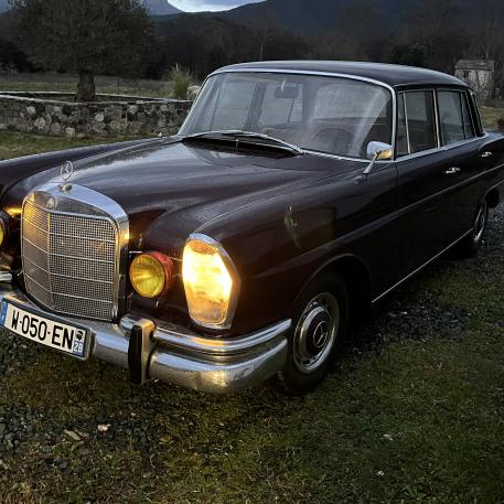 mercedes 230s